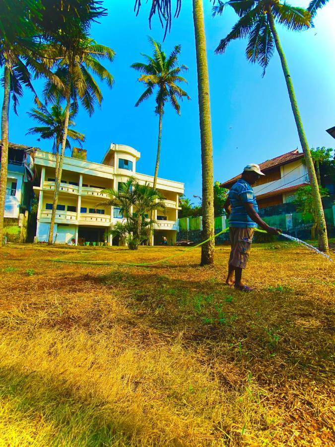 Hellovarkala Beach Resort Buitenkant foto
